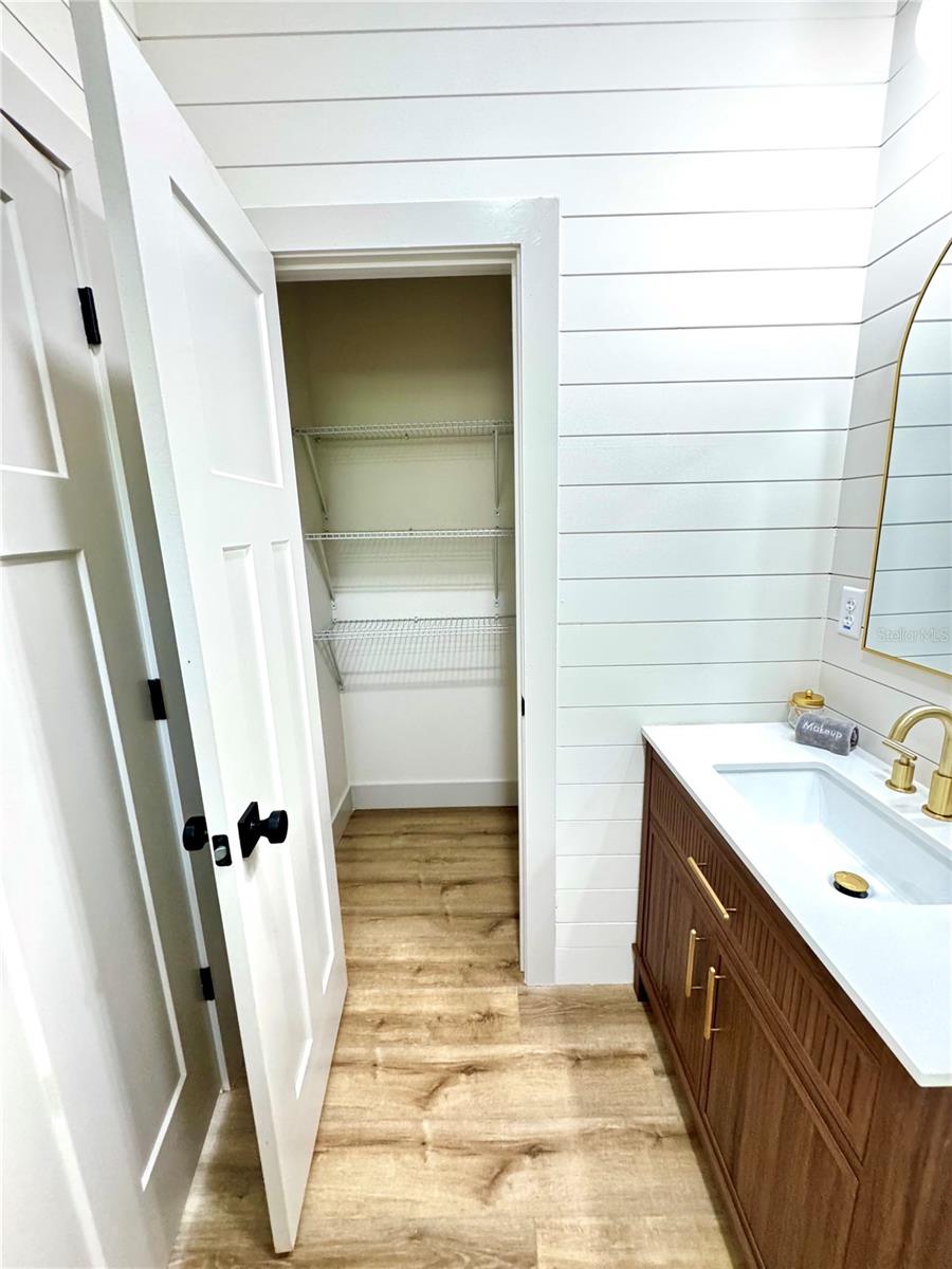 PARKWOOD ADD 02 - Residential Income