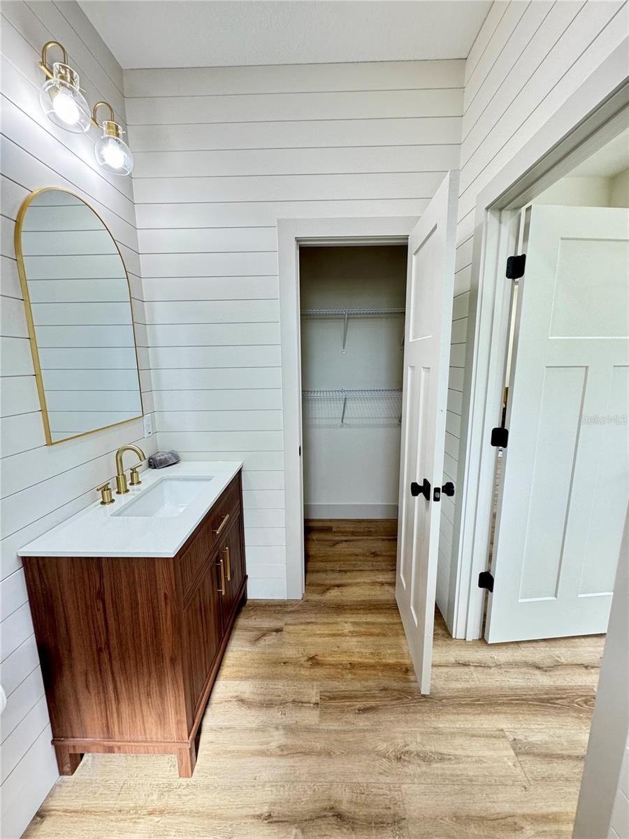 PARKWOOD ADD 02 - Residential Income