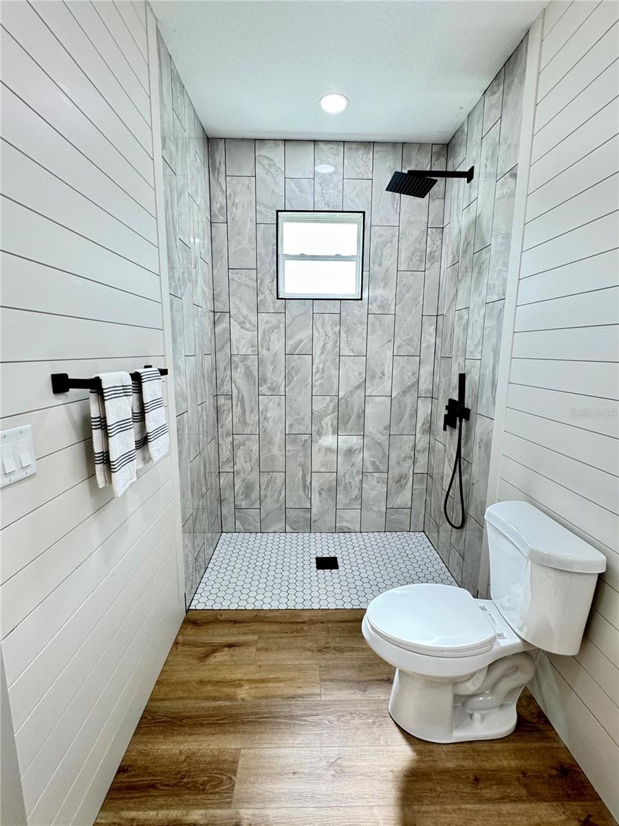 PARKWOOD ADD 02 - Residential Income