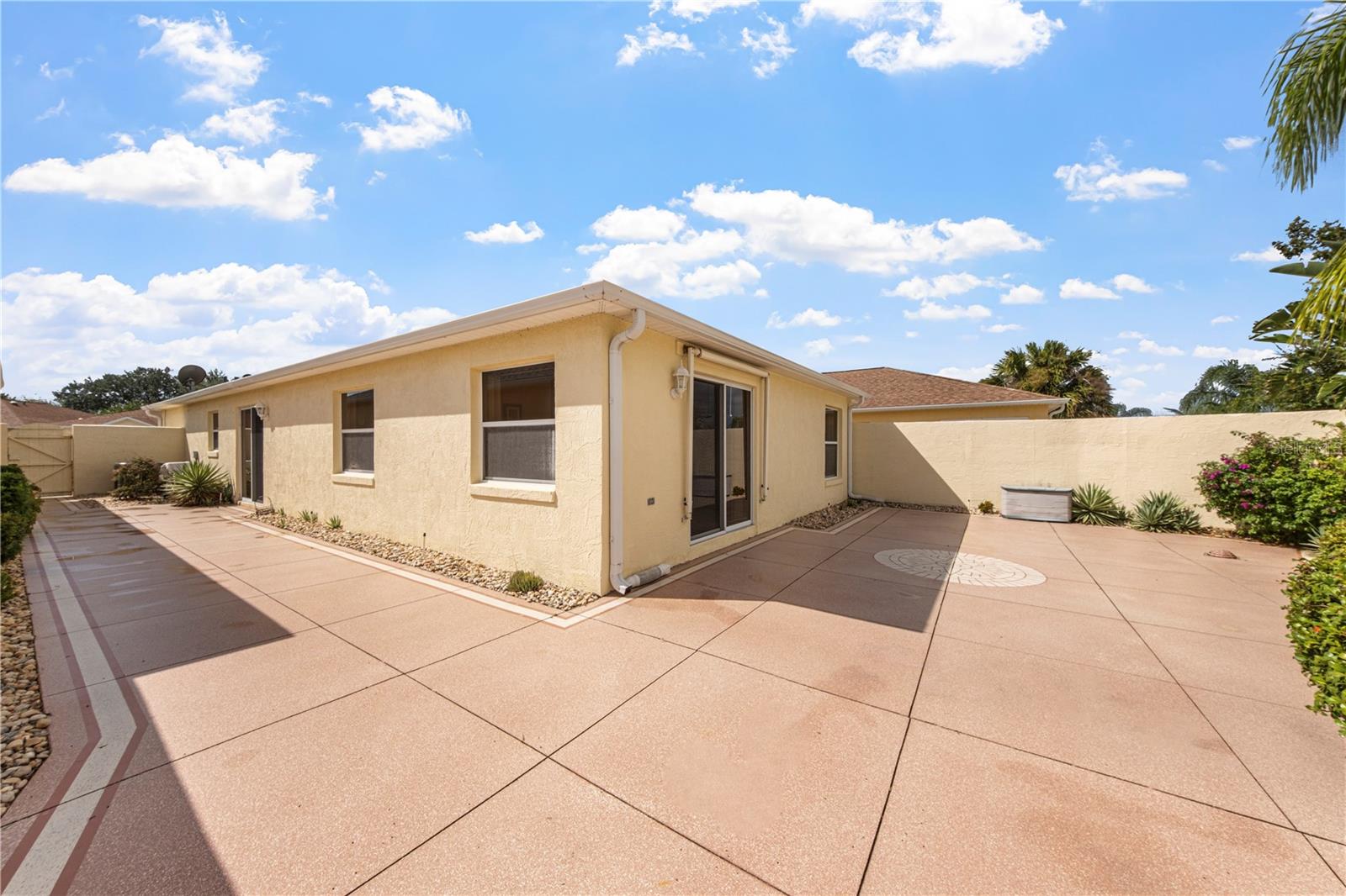 VILLAGES OF SUMTER VILLA SAN LEANDRO - Residential