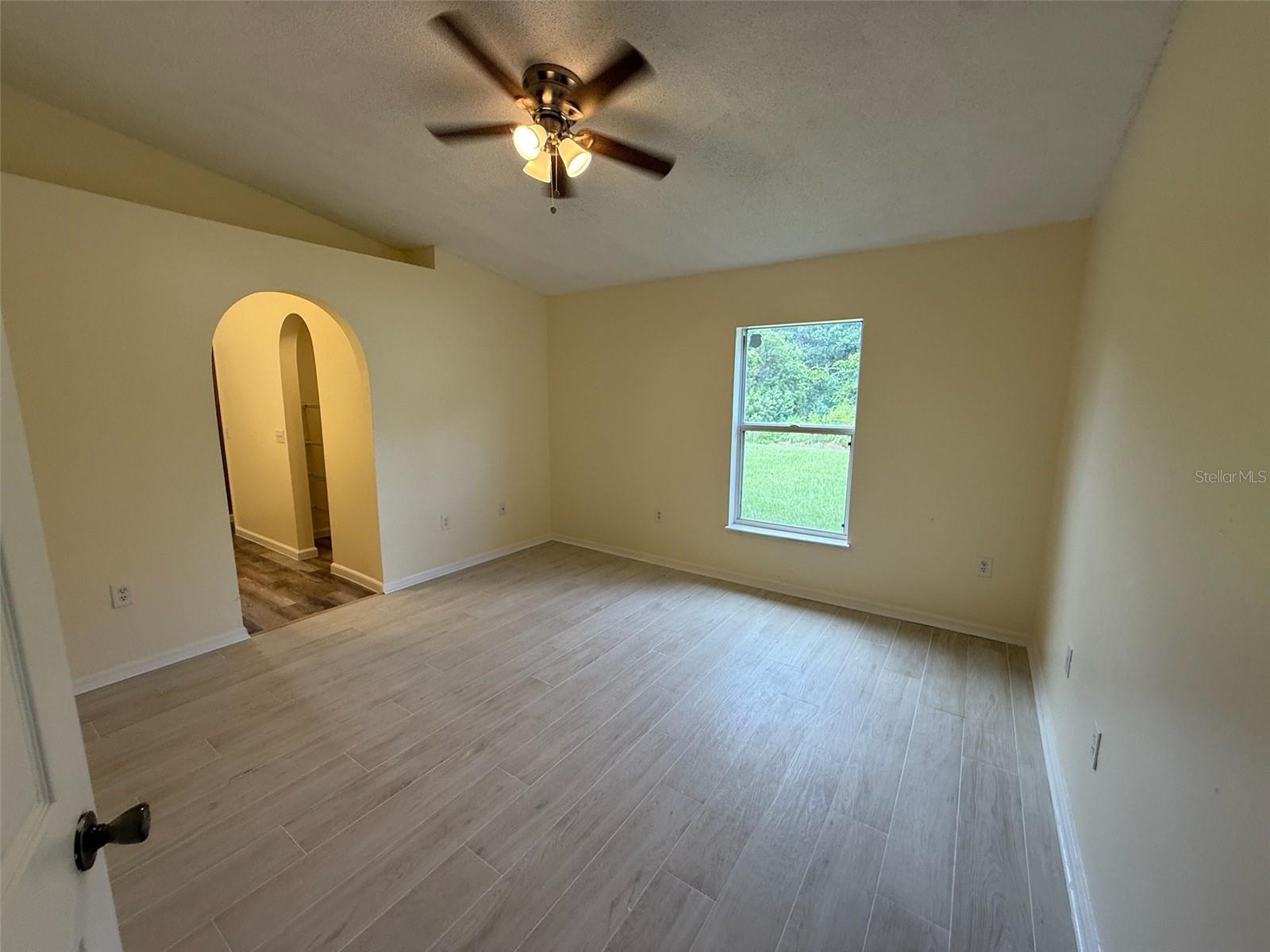 EMERALD POINTE PH 3 - Residential Lease