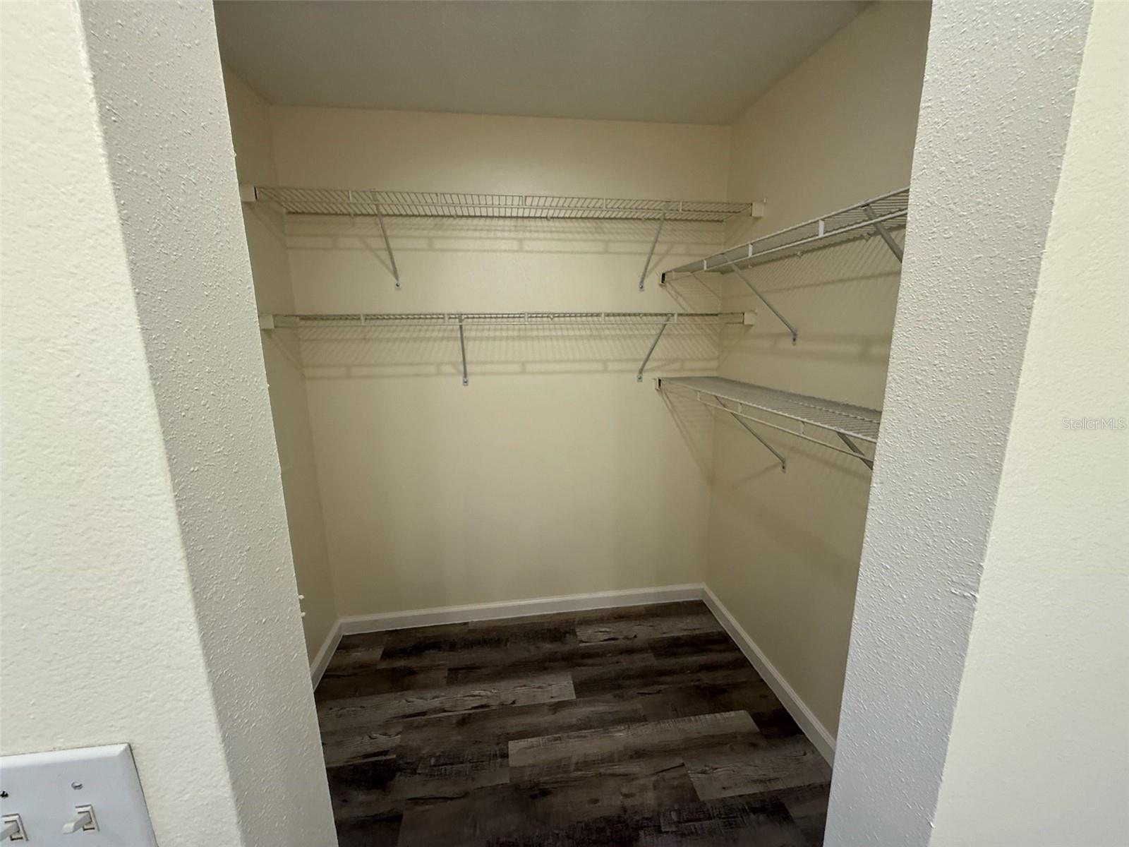 EMERALD POINTE PH 3 - Residential Lease