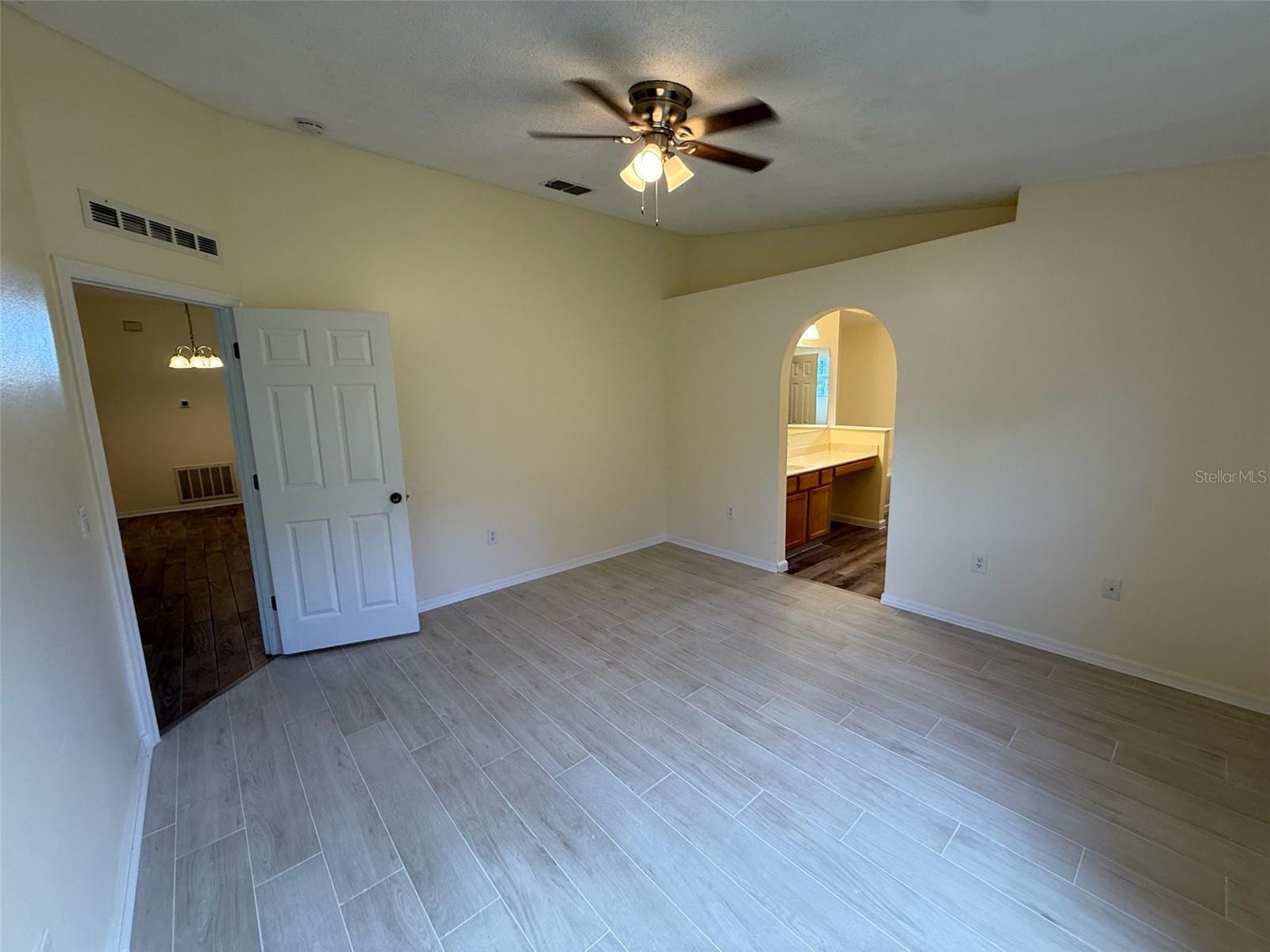 EMERALD POINTE PH 3 - Residential Lease
