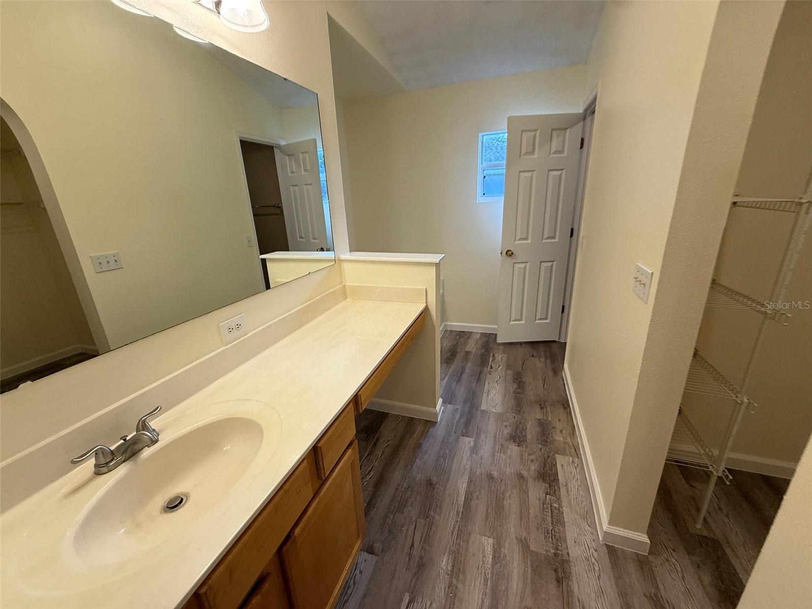 EMERALD POINTE PH 3 - Residential Lease