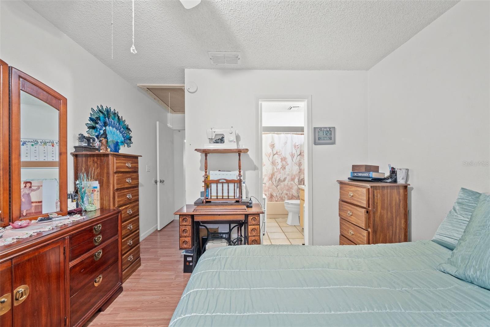 BROOKVIEW VILLAS - Residential