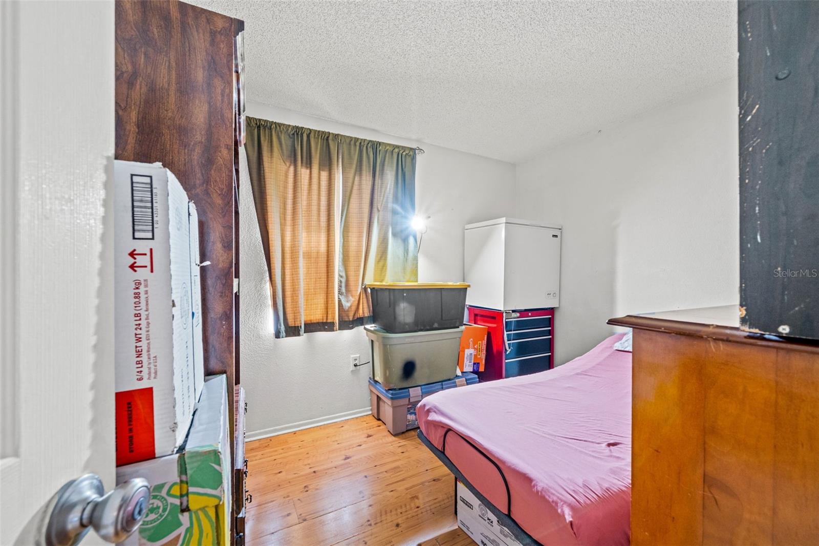 BROOKVIEW VILLAS - Residential