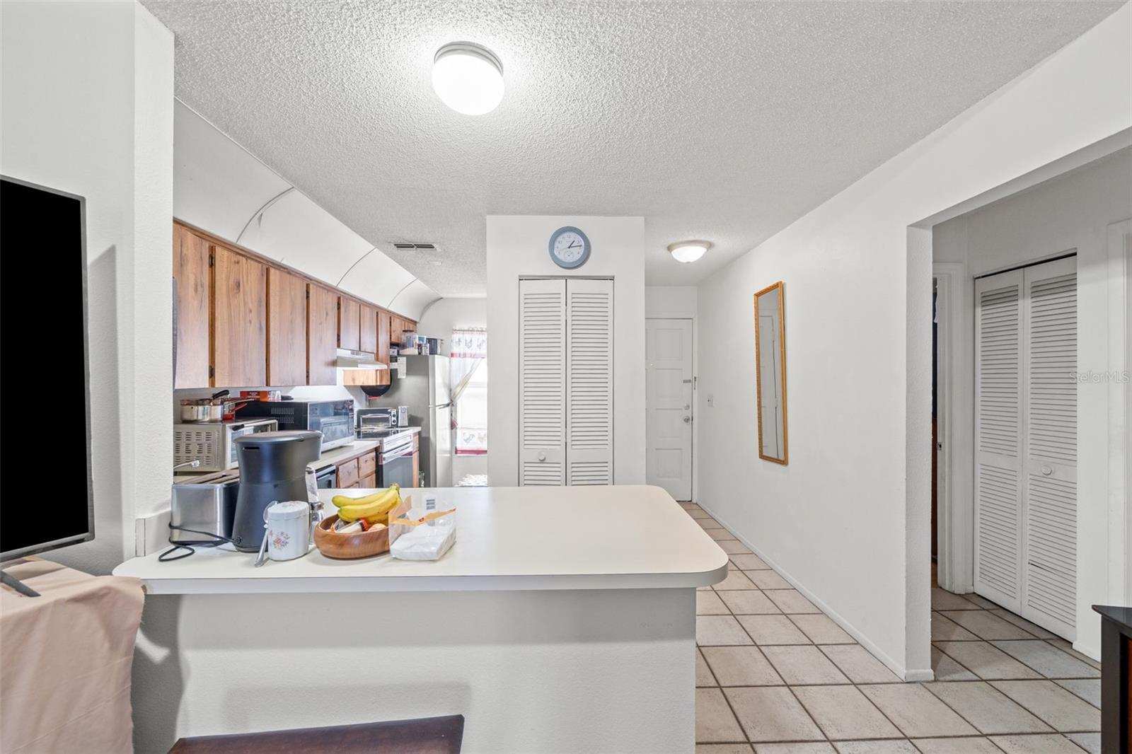 BROOKVIEW VILLAS - Residential