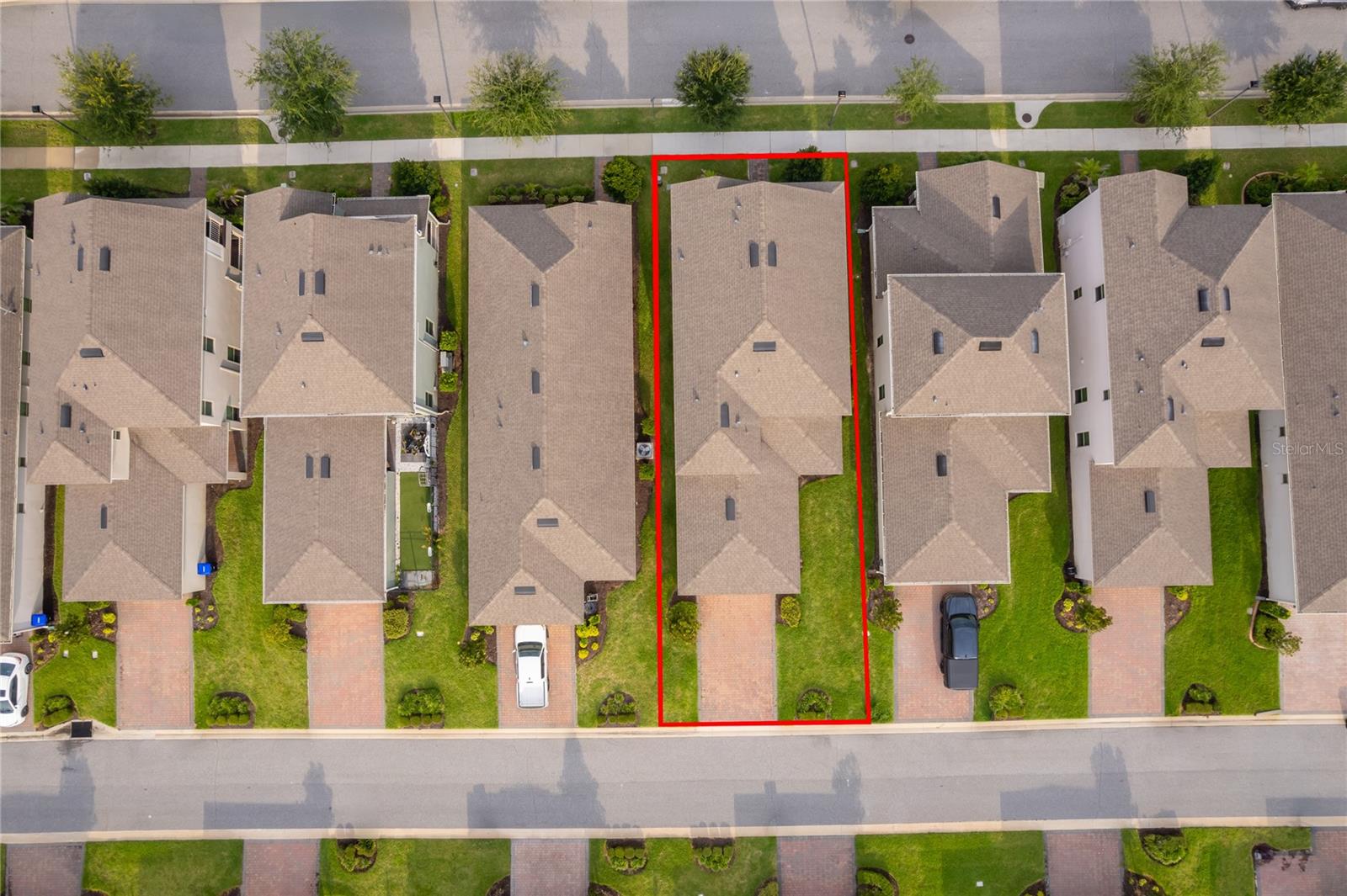 9445 KOMIKA LANE