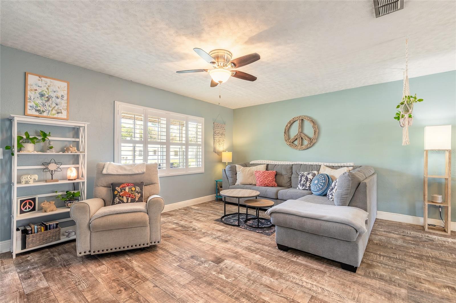 LEISURE VILLAS UNIT 01 - Residential