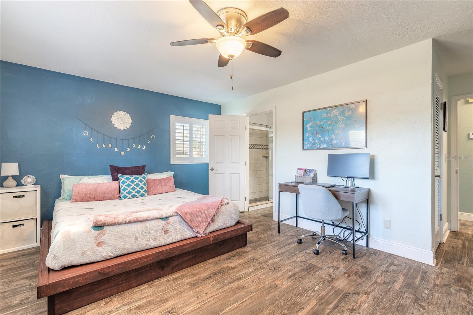 LEISURE VILLAS UNIT 01 - Residential