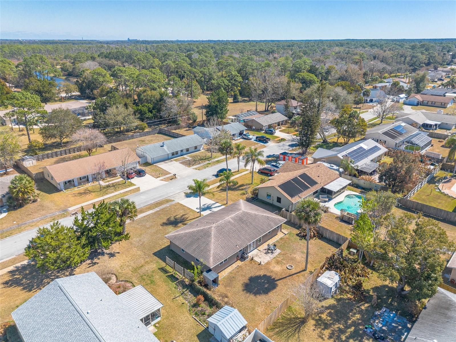 LEISURE VILLAS UNIT 01 - Residential