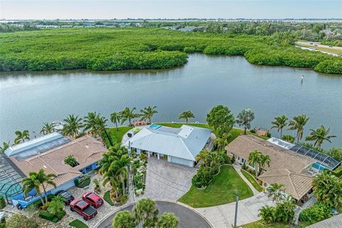 Photo of 10436 SANDPIPER ROAD W, BRADENTON, FL 34209 (MLS # A4555909)