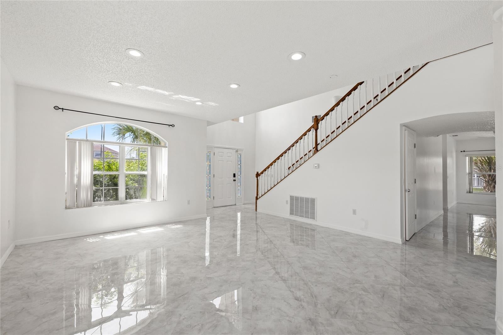 2528 CALLA LILY COVE