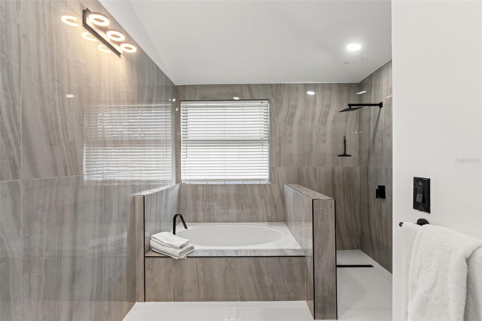 OAK GROVE PH 4A - Residential