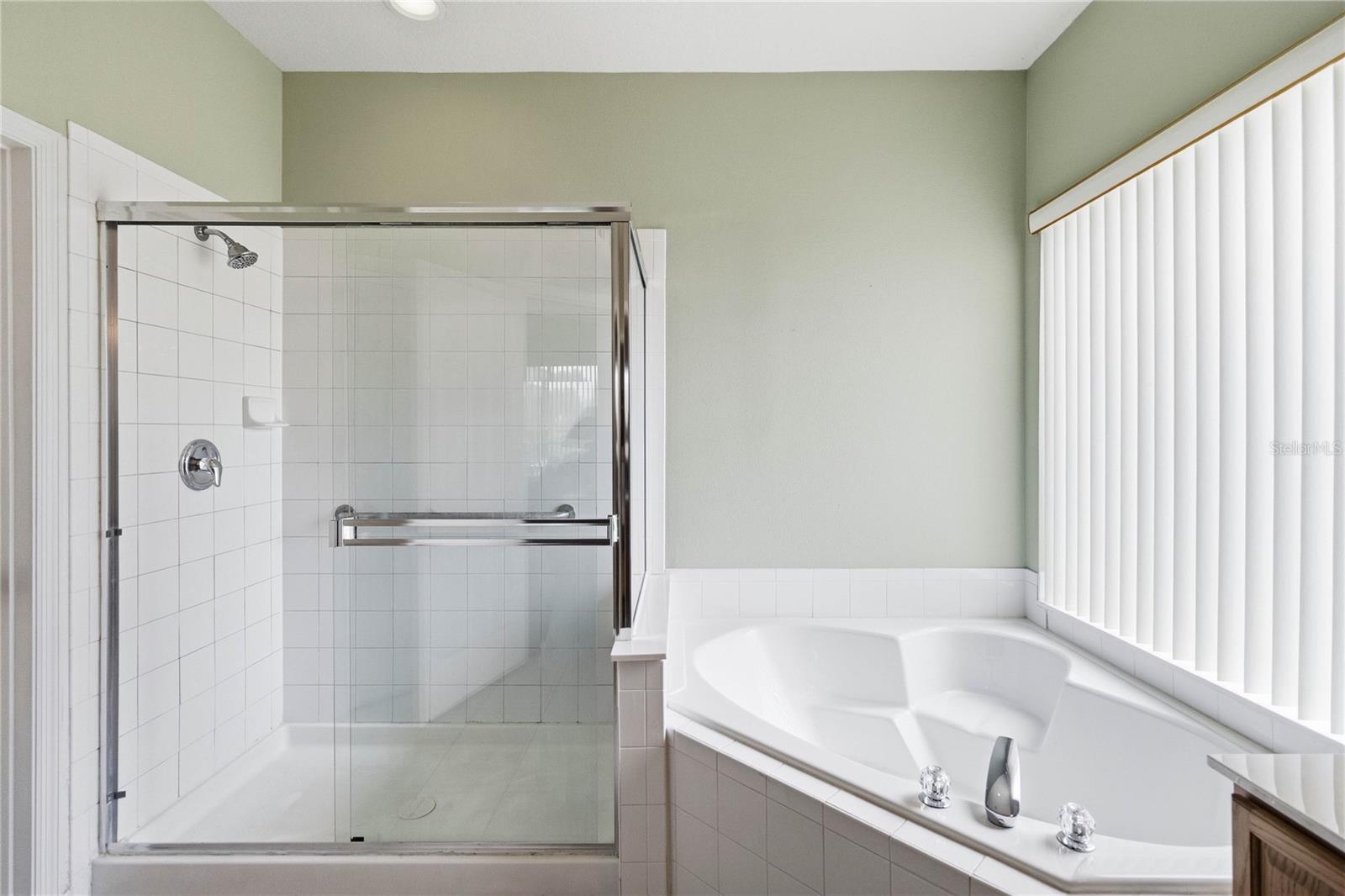 PARKSIDE ESTATES AT STONEFIELD PH 2 - Residential