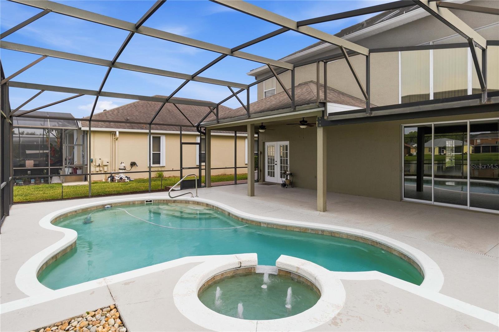 PARKSIDE ESTATES AT STONEFIELD PH 2 - Residential