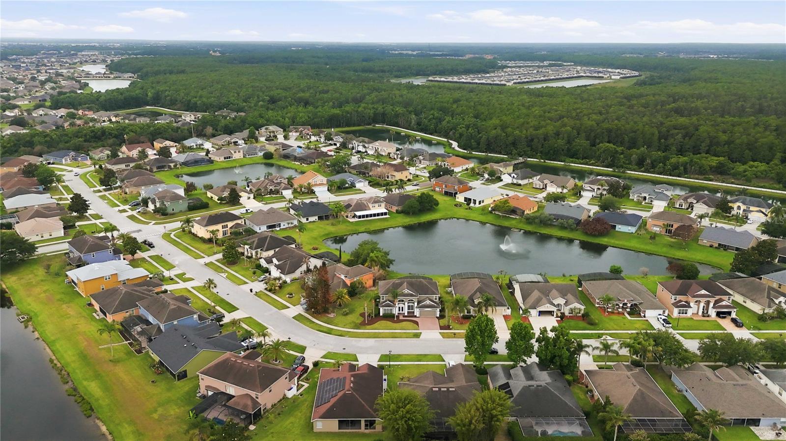 PARKSIDE ESTATES AT STONEFIELD PH 2 - Residential