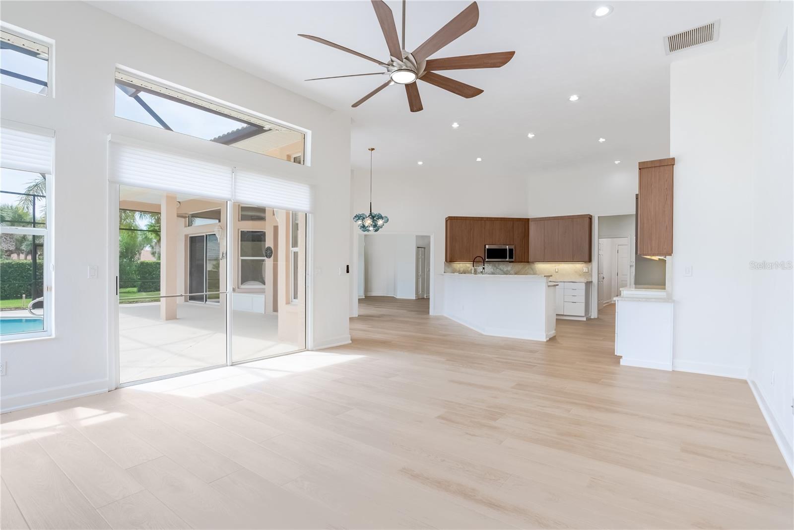 ISLAND ESTATES SUB - Residential