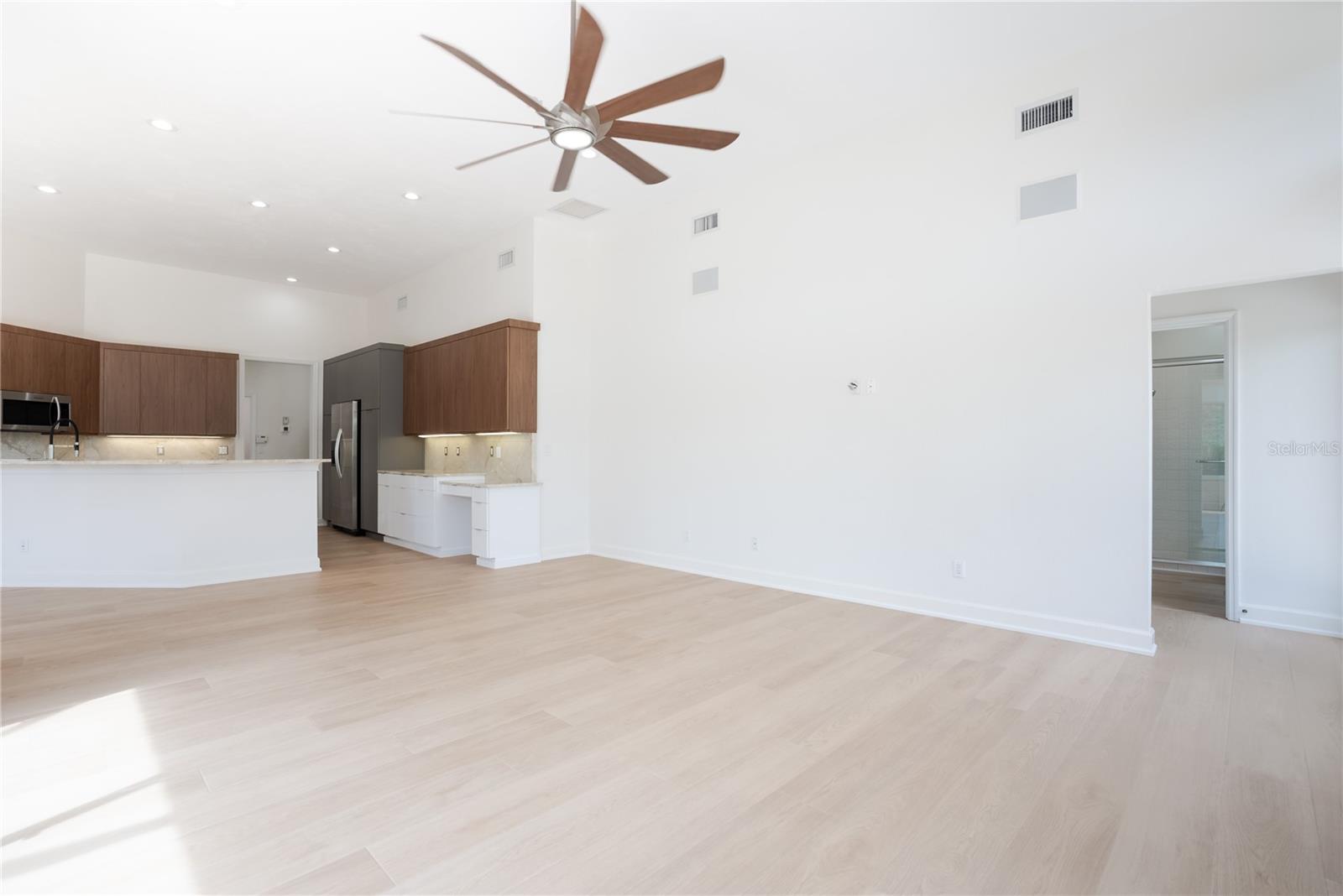 ISLAND ESTATES SUB - Residential