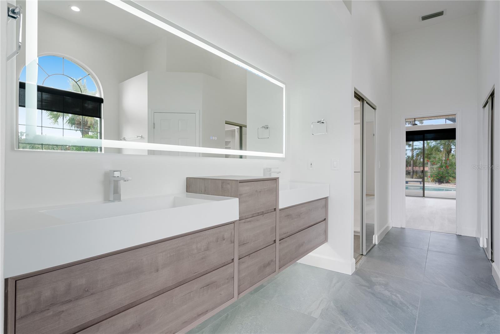 ISLAND ESTATES SUB - Residential
