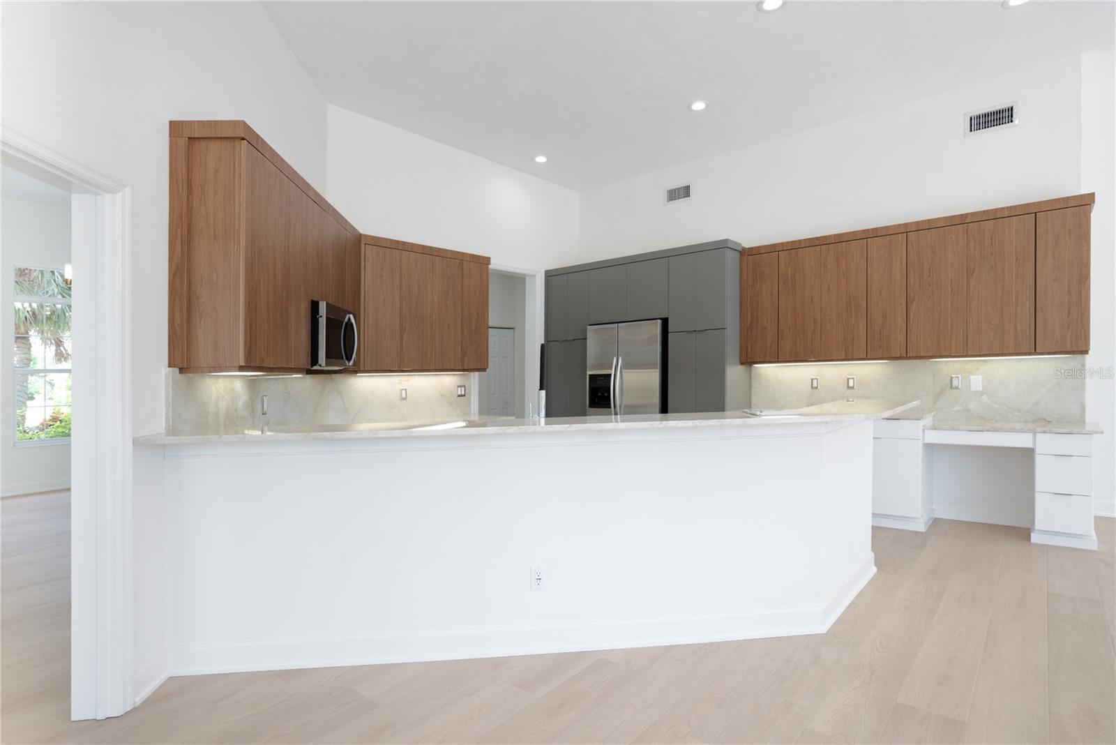 ISLAND ESTATES SUB - Residential