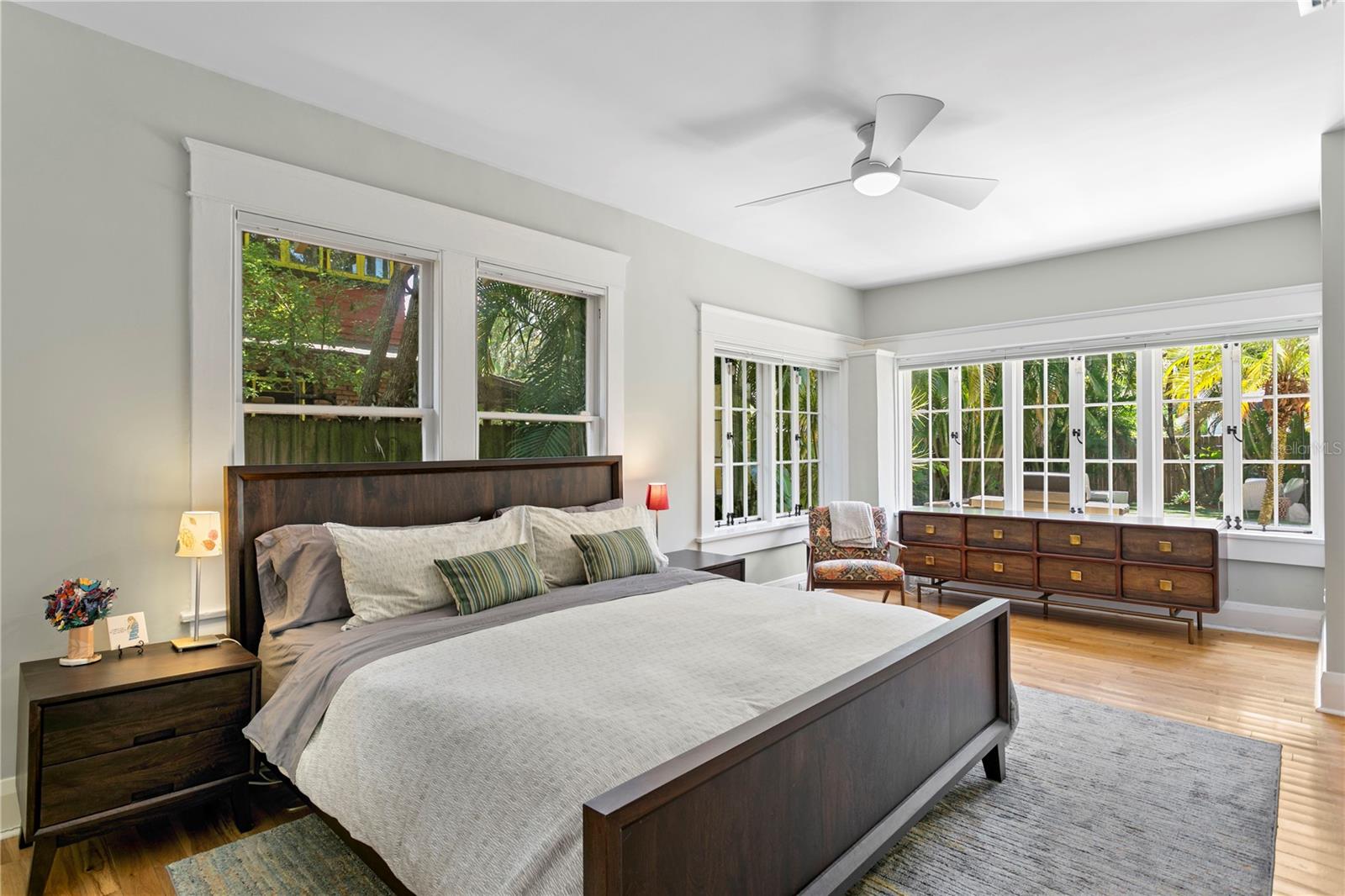 HYDE PARK WEST - Residential
