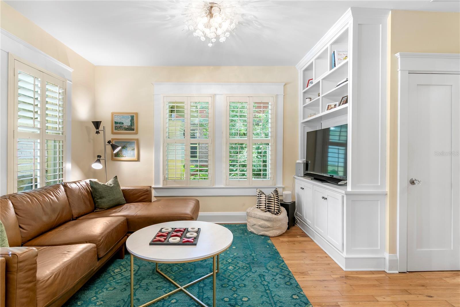 HYDE PARK WEST - Residential