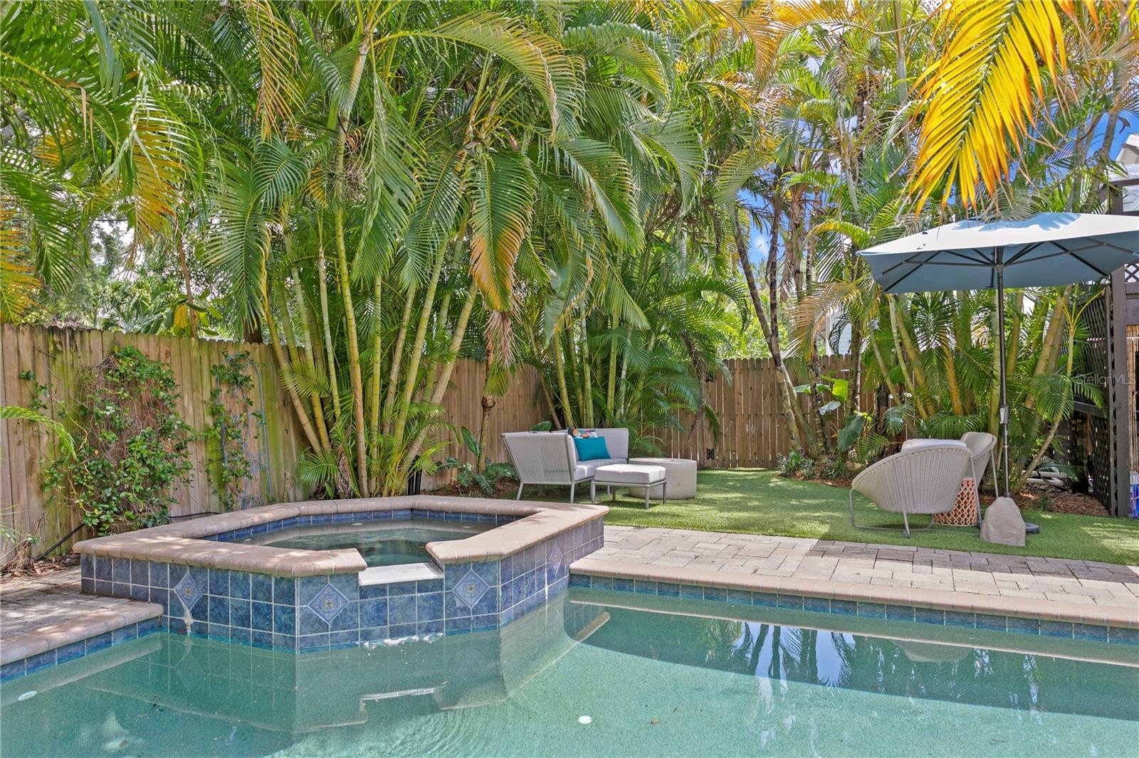 HYDE PARK WEST - Residential