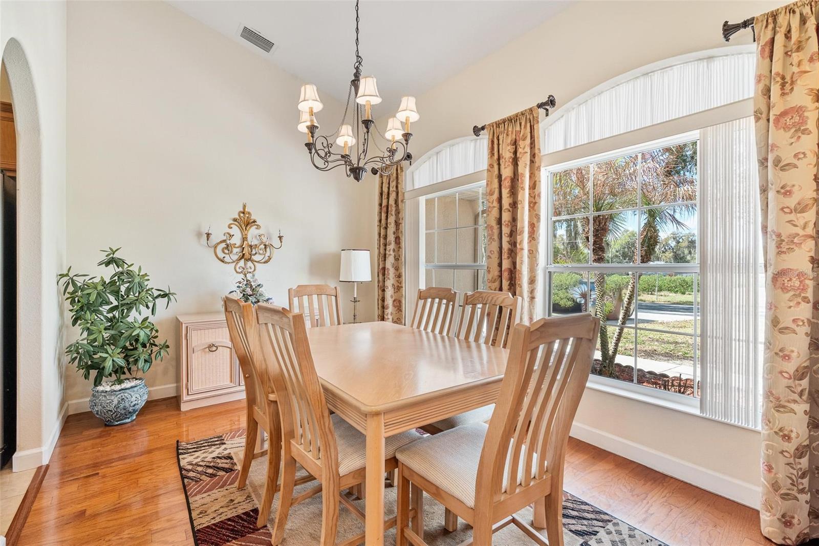 EUSTIS GRAND ISLAND HEIGHTS SUB - Residential