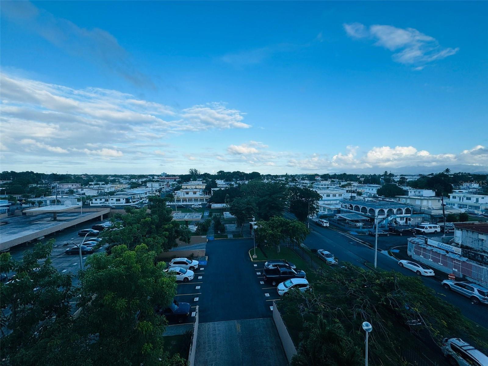 CONDOMINIO GOLDEN TOWER - Residential