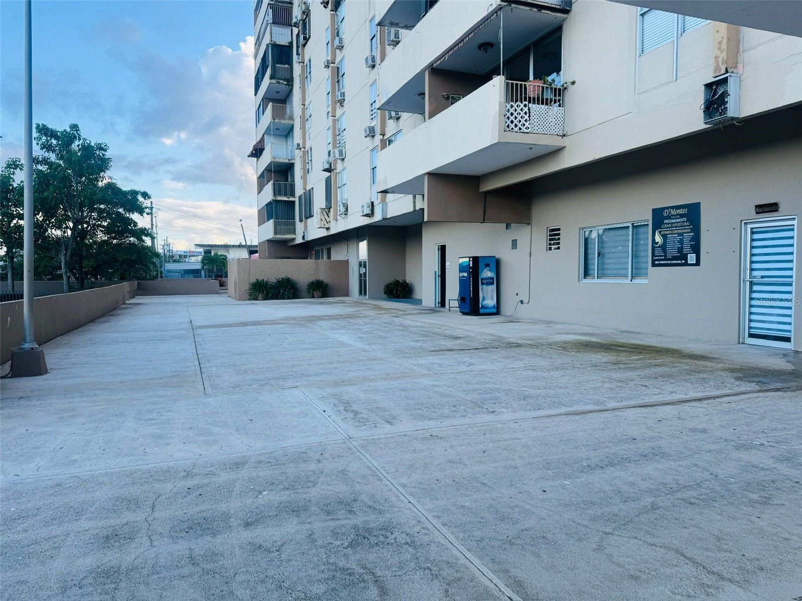 CONDOMINIO GOLDEN TOWER - Residential