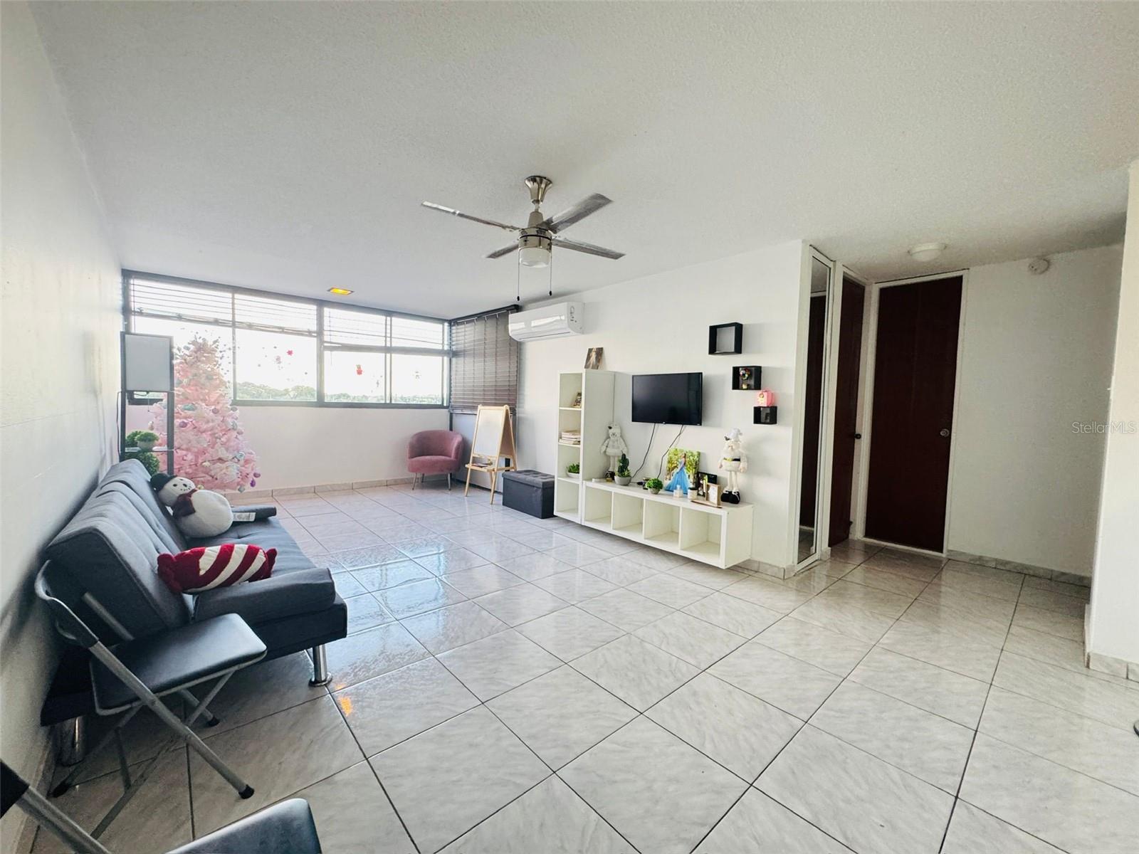 CONDOMINIO GOLDEN TOWER - Residential