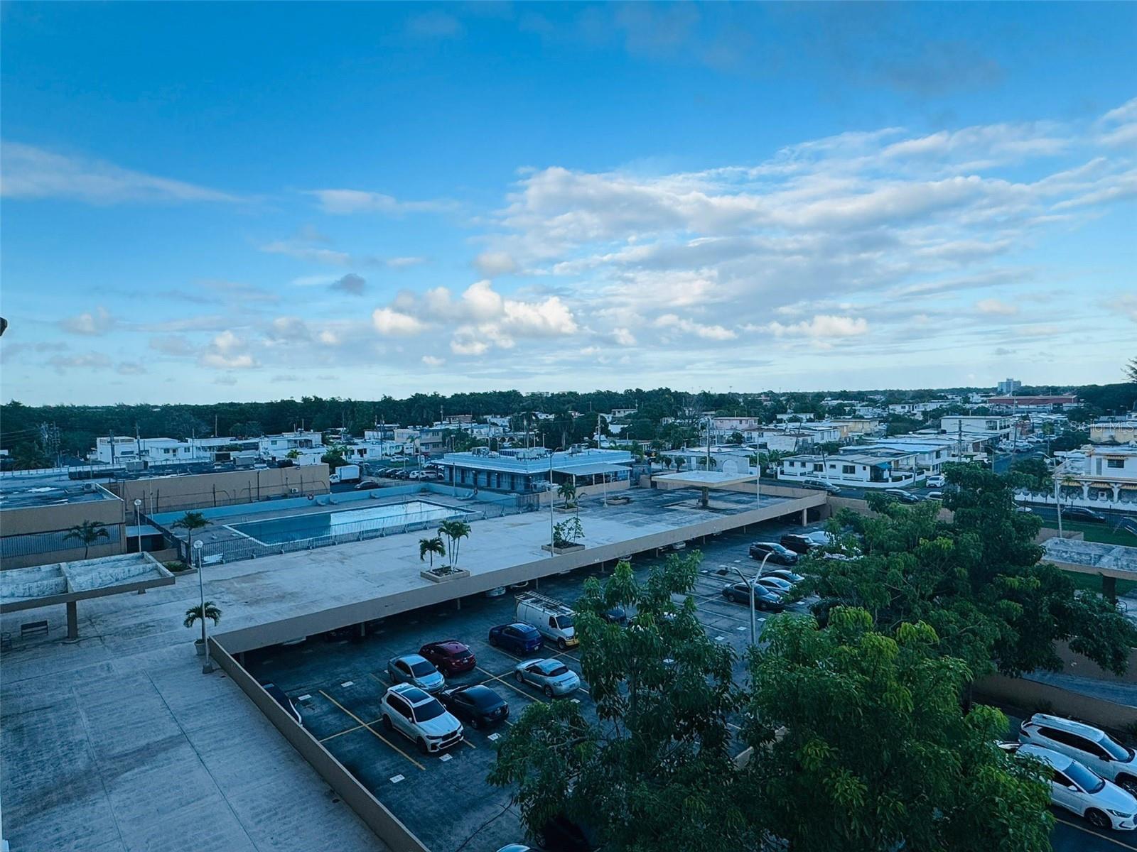 CONDOMINIO GOLDEN TOWER - Residential