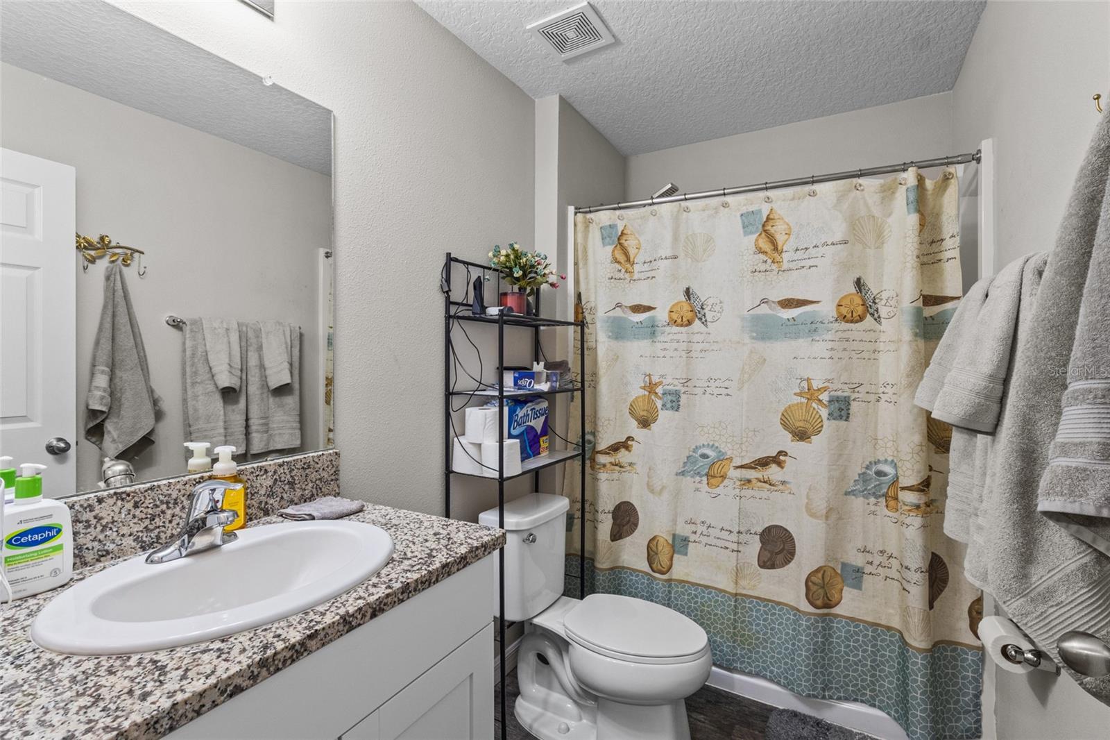 TRIPLE CRK VILLAGE M-1 - Residential Lease