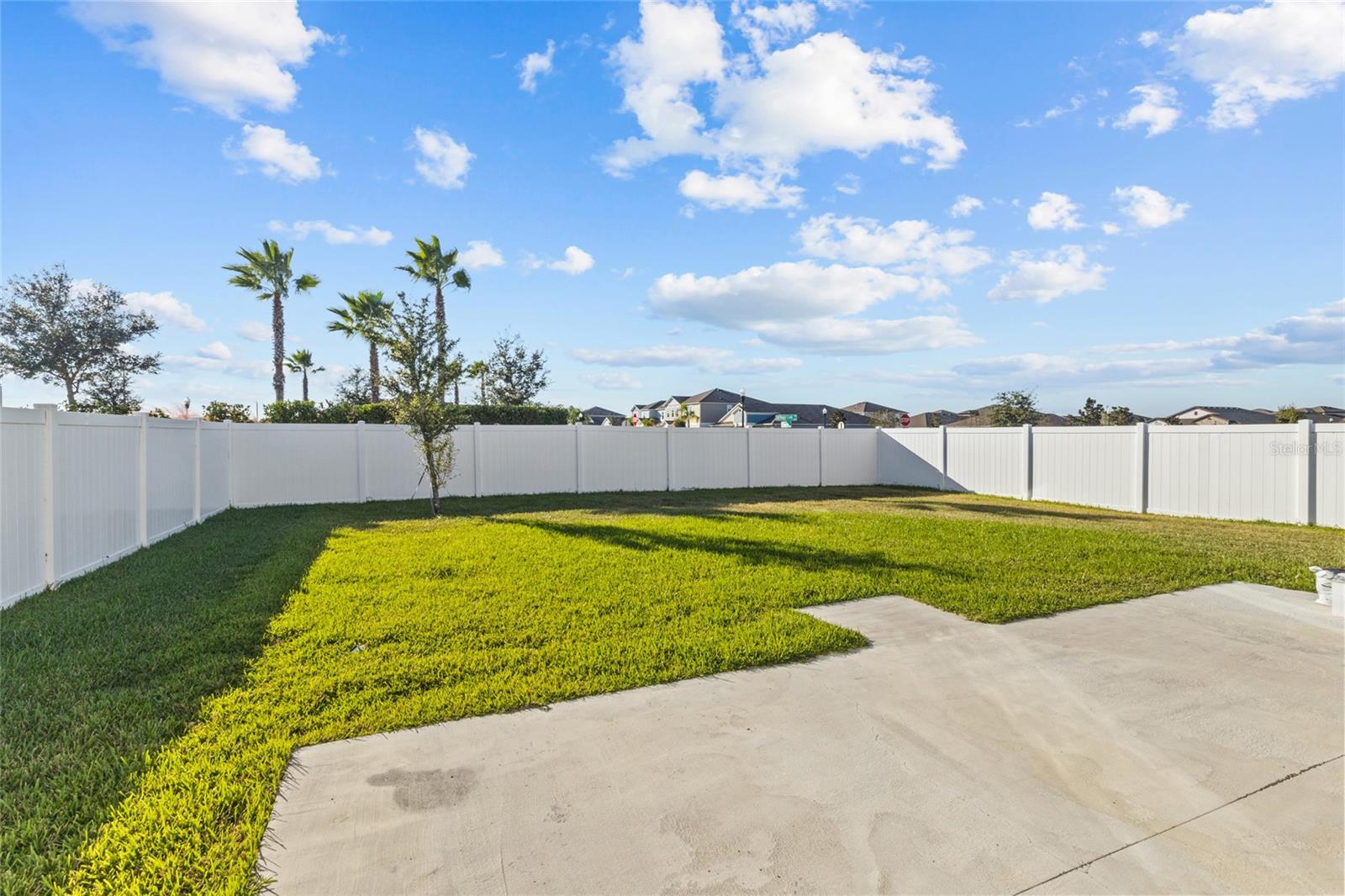 TRIPLE CRK VILLAGE M-1 - Residential Lease