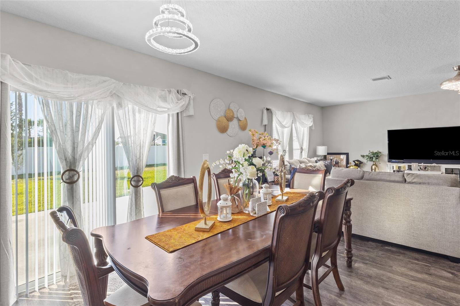 TRIPLE CRK VILLAGE M-1 - Residential Lease