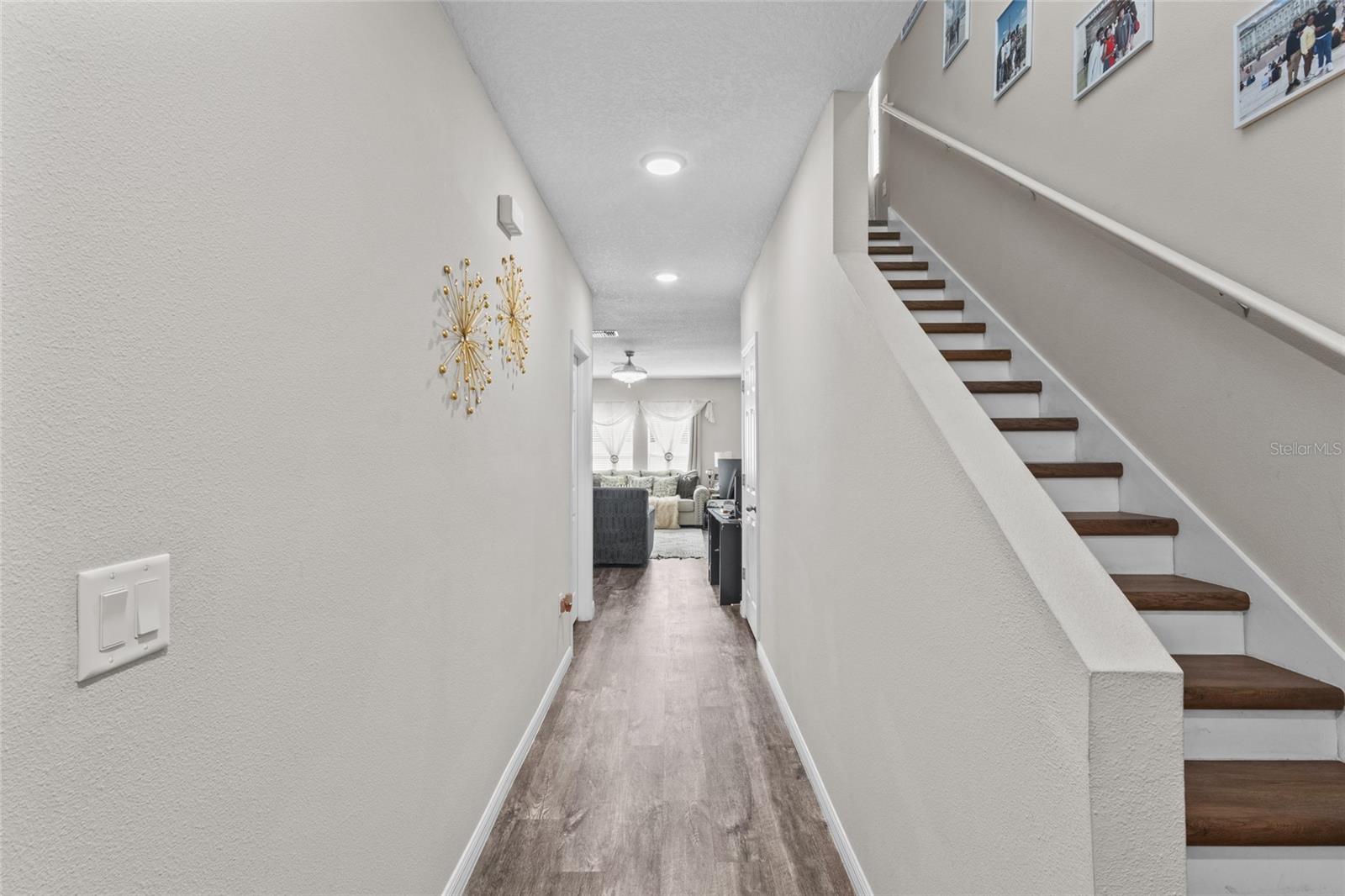 TRIPLE CRK VILLAGE M-1 - Residential Lease