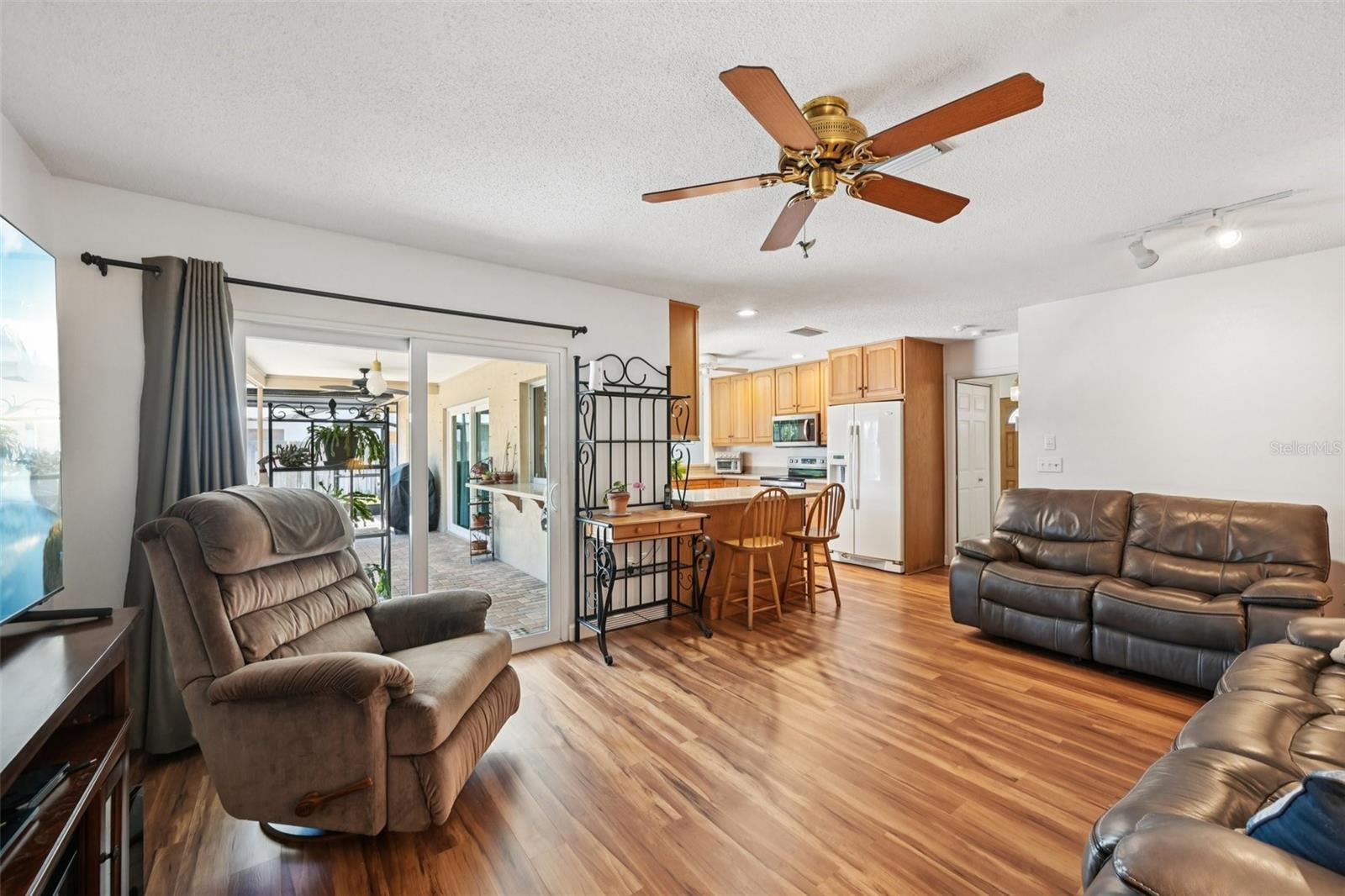 SHORE ACRES - Residential