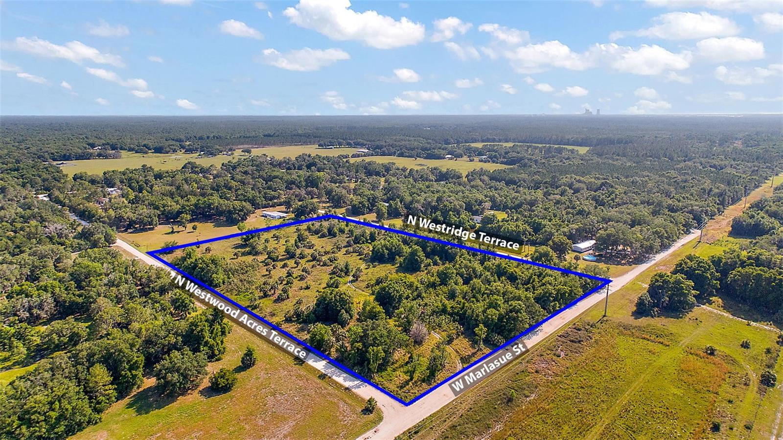 HIGHLAND HEIGHTS - Land