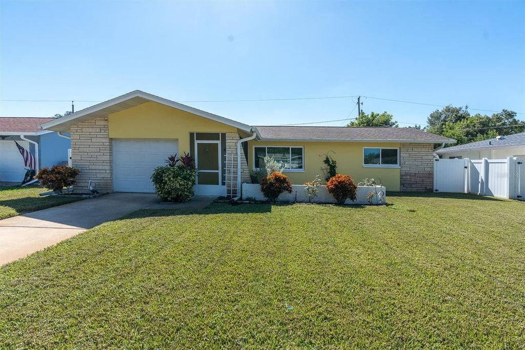 Photo of 2013 Forest Drive, Clearwater, FL 33763 (MLS # TB8562176)