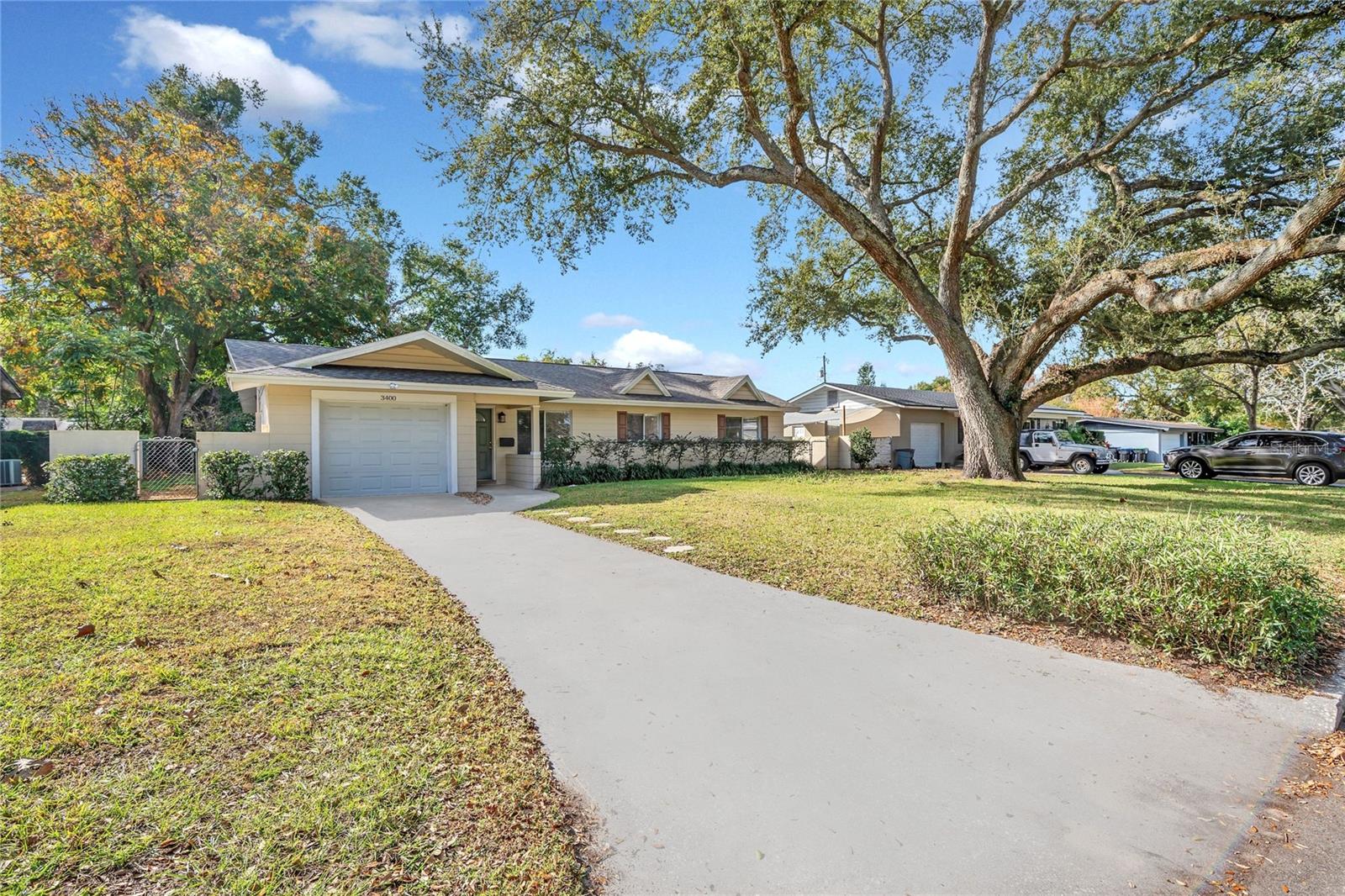 HOLIDAY HILL - Residential