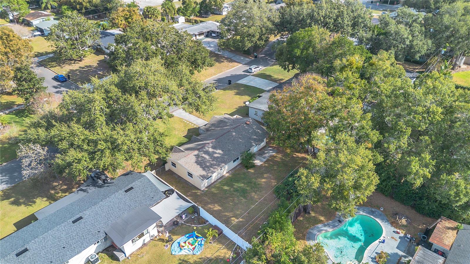 HOLIDAY HILL - Residential