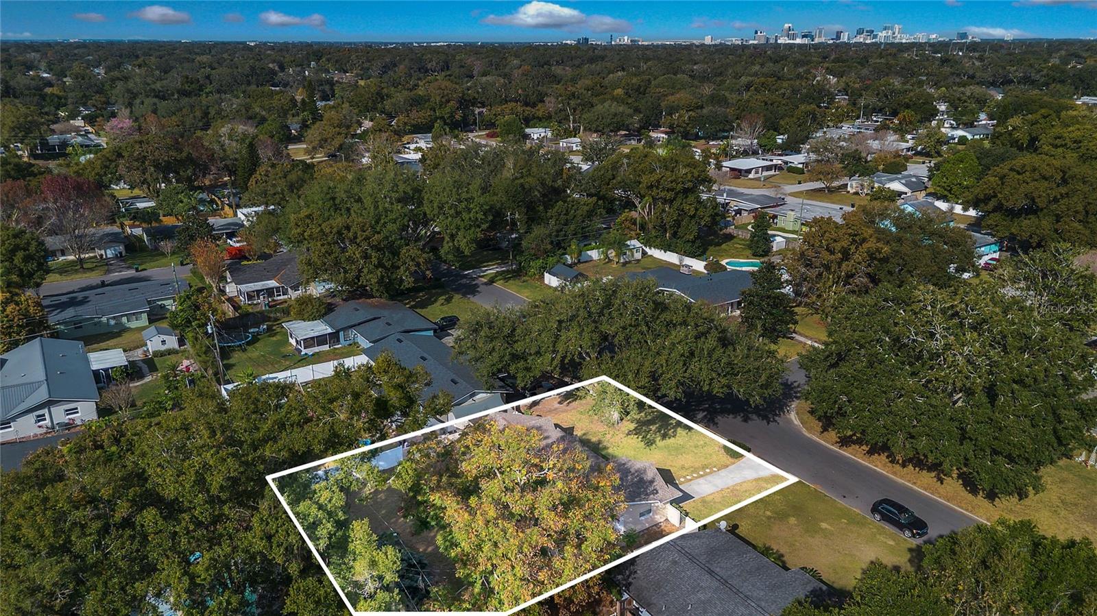 HOLIDAY HILL - Residential