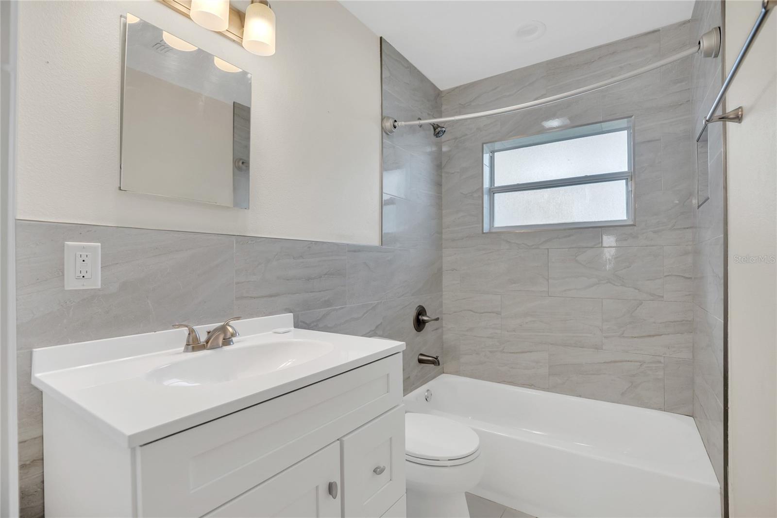 HOLIDAY HILL - Residential