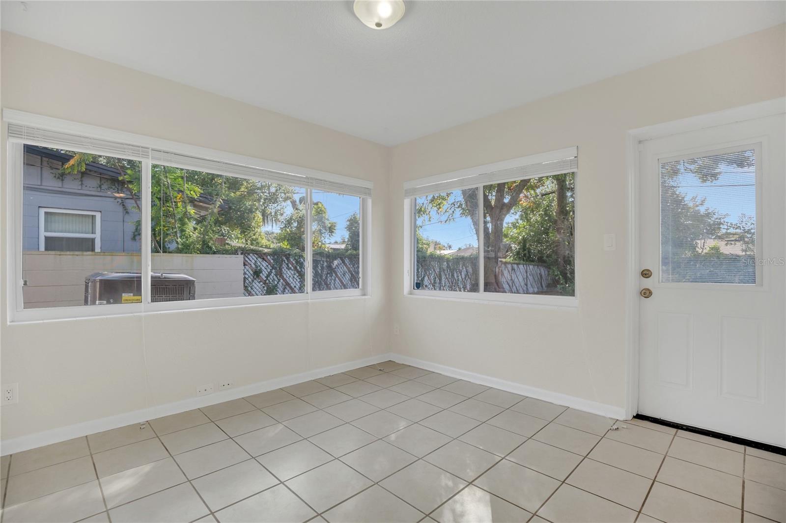 HOLIDAY HILL - Residential