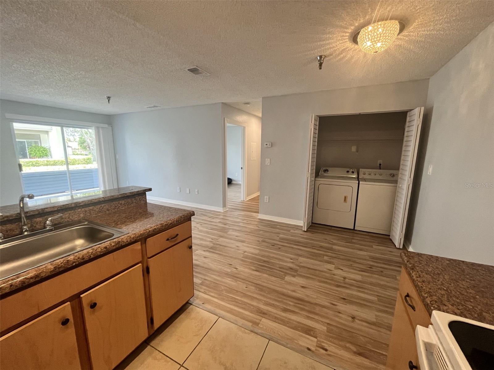 ITOPIA PRIVATE RESIDENCES CONDO - Residential Lease