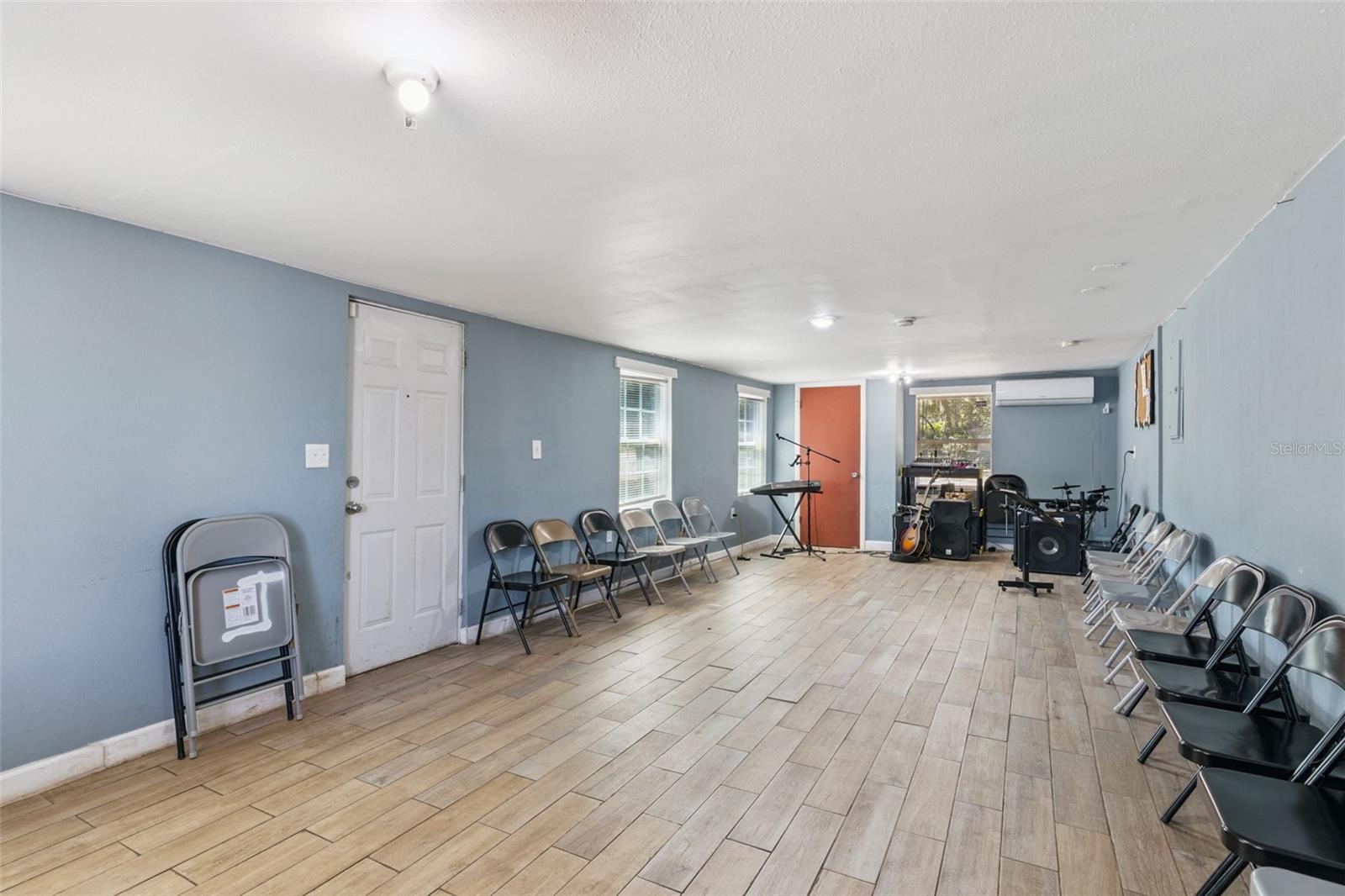 3932 WHITE HERON DRIVE