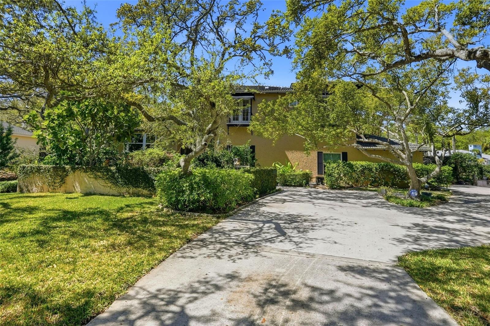 10785 DANIELLE DRIVE