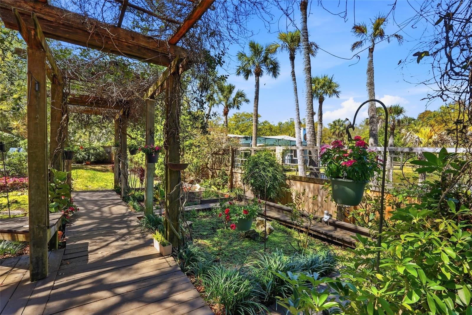 INDIAN SPRING ESTATES - Residential