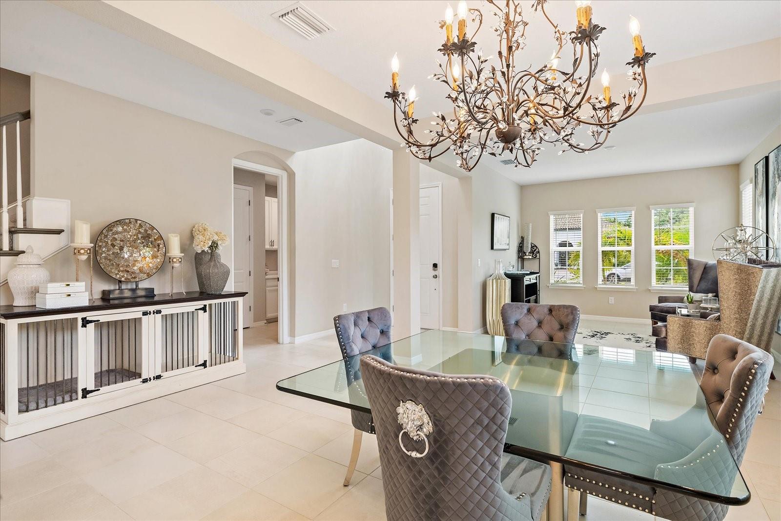 9085 LUNA LANE